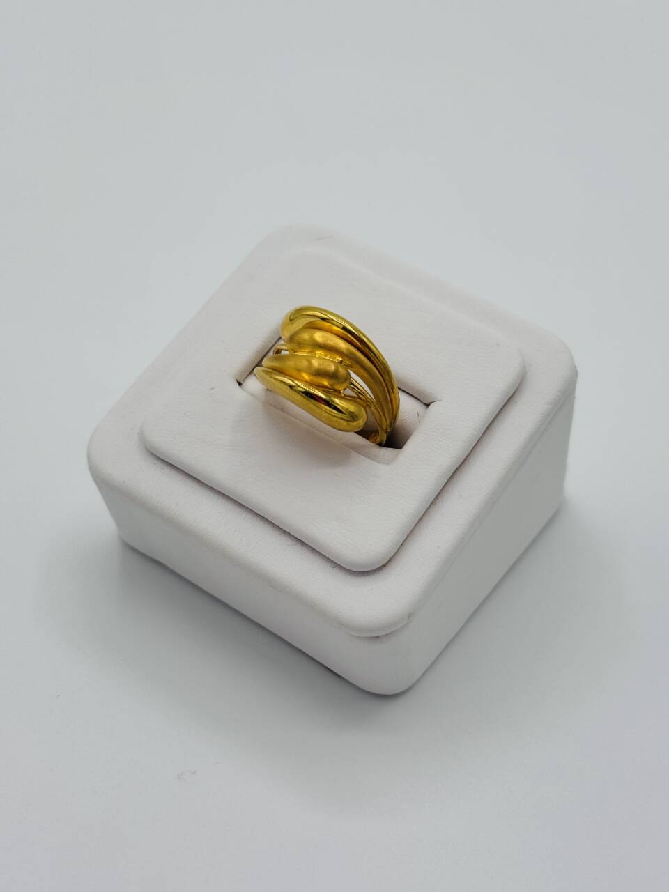 Ladies Ring