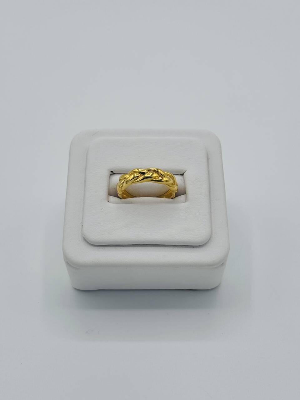 Ladies Ring