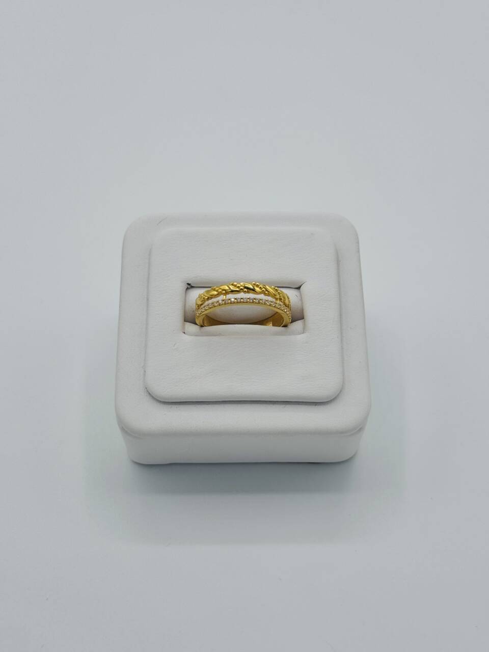 Ladies Ring