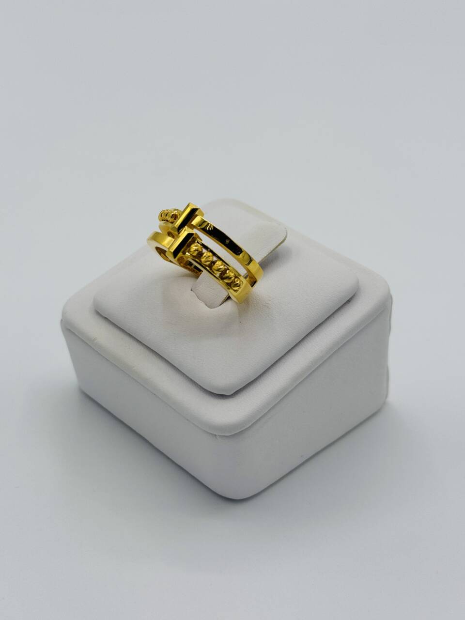 Ladies Ring