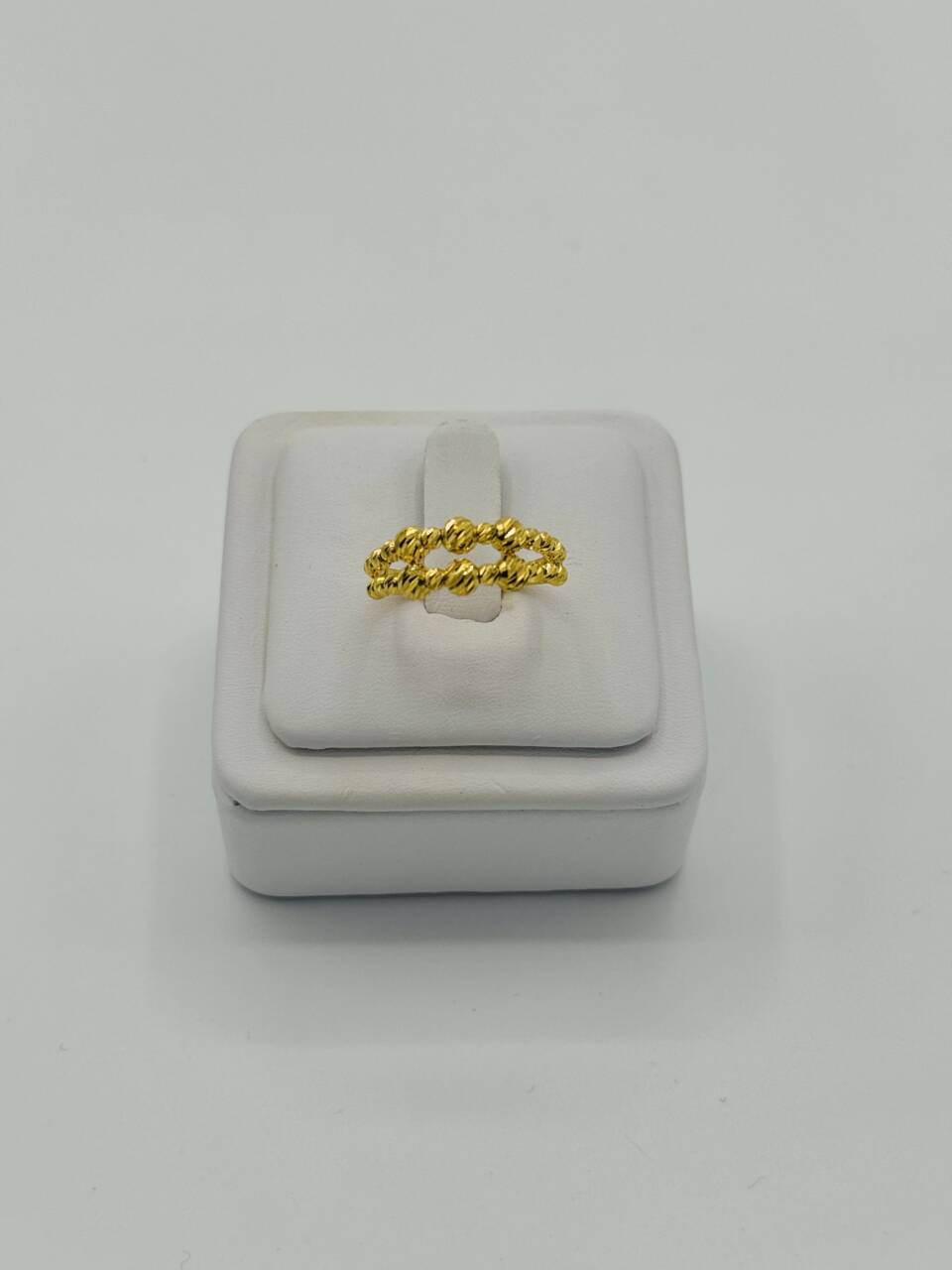 Ladies Ring