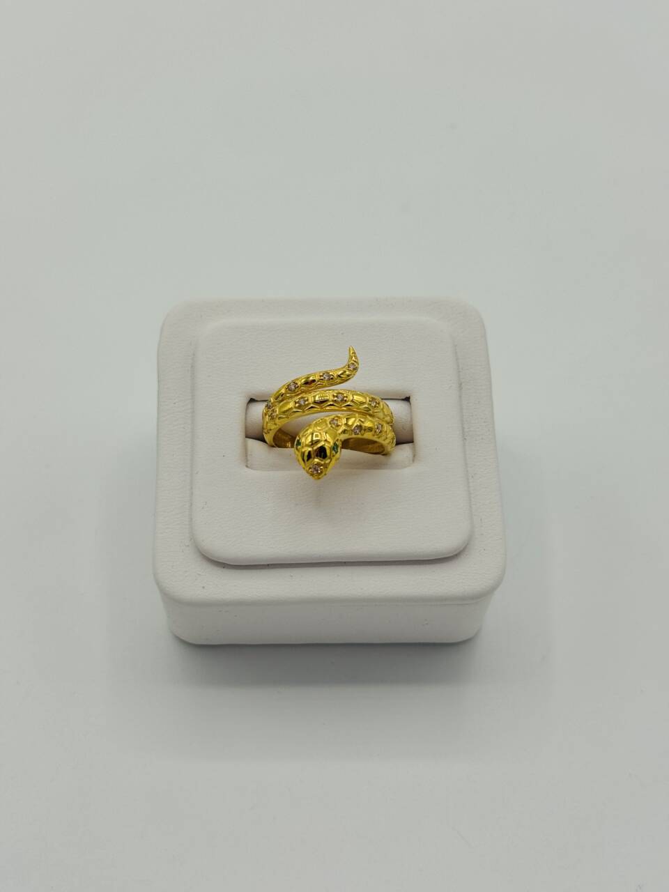 Ladies Ring