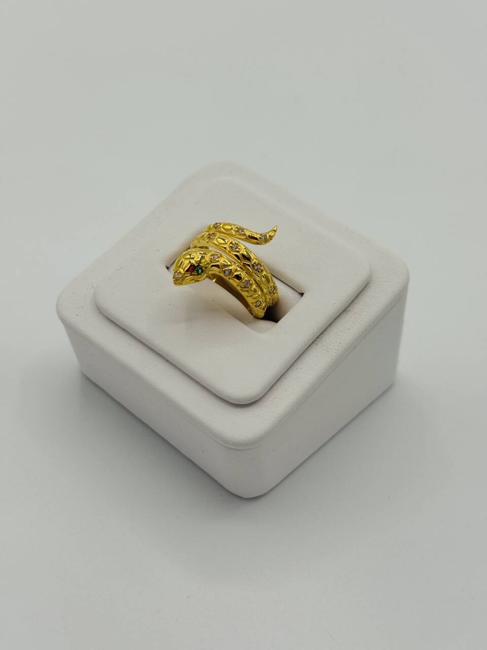 Ladies Ring