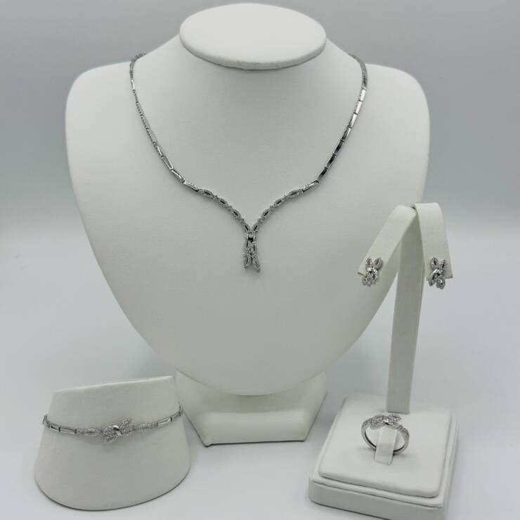 Necklace Set