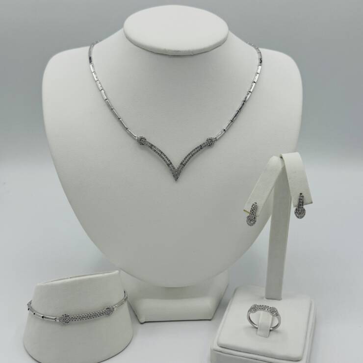 Necklace Set