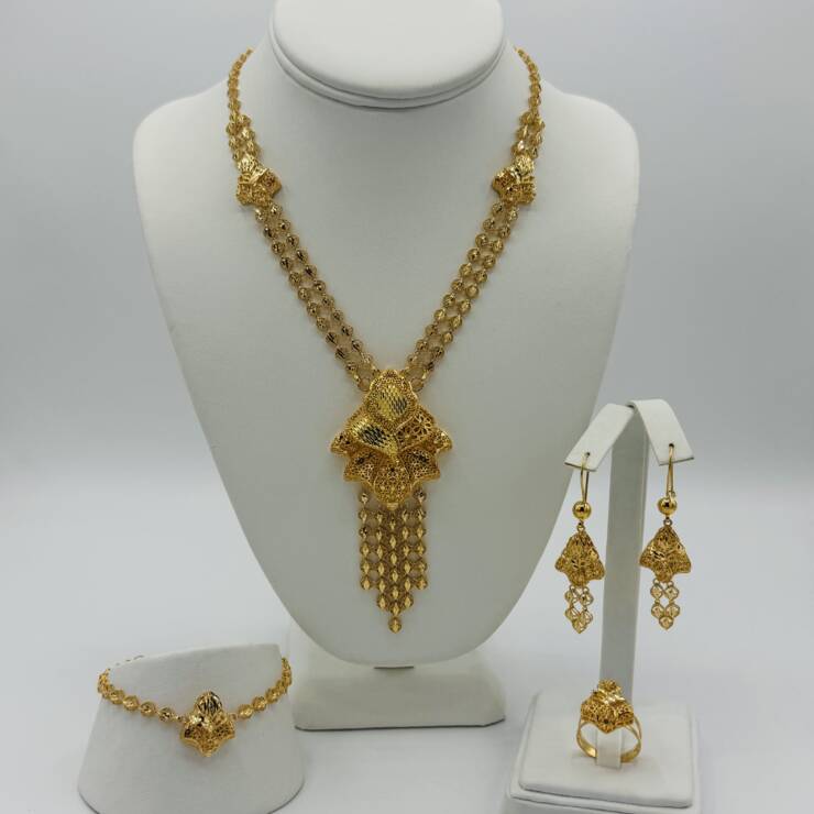 Necklace Set