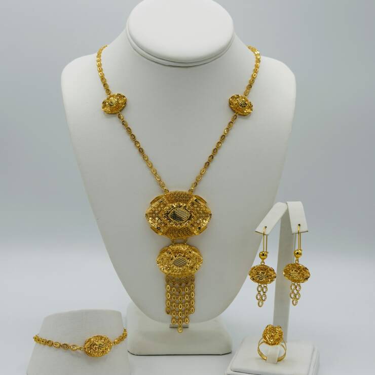 Necklace Set
