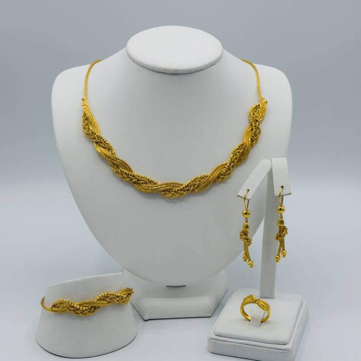 Necklace Set