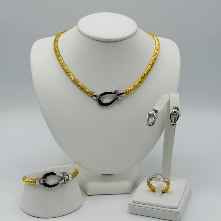 Necklace Set