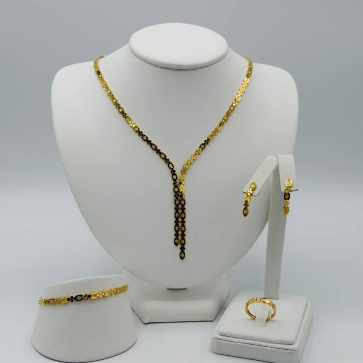 Necklace Set