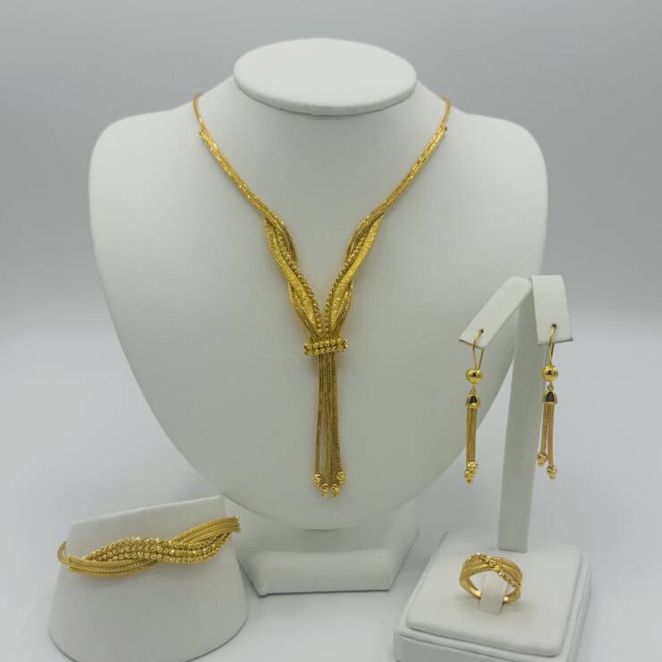 Necklace Set