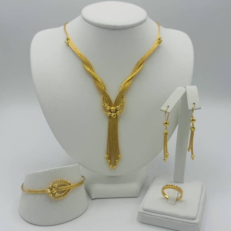 Necklace Set