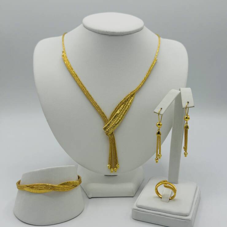 Necklace Set