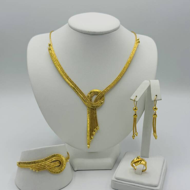 Necklace Set