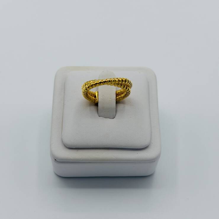 Ladies Ring