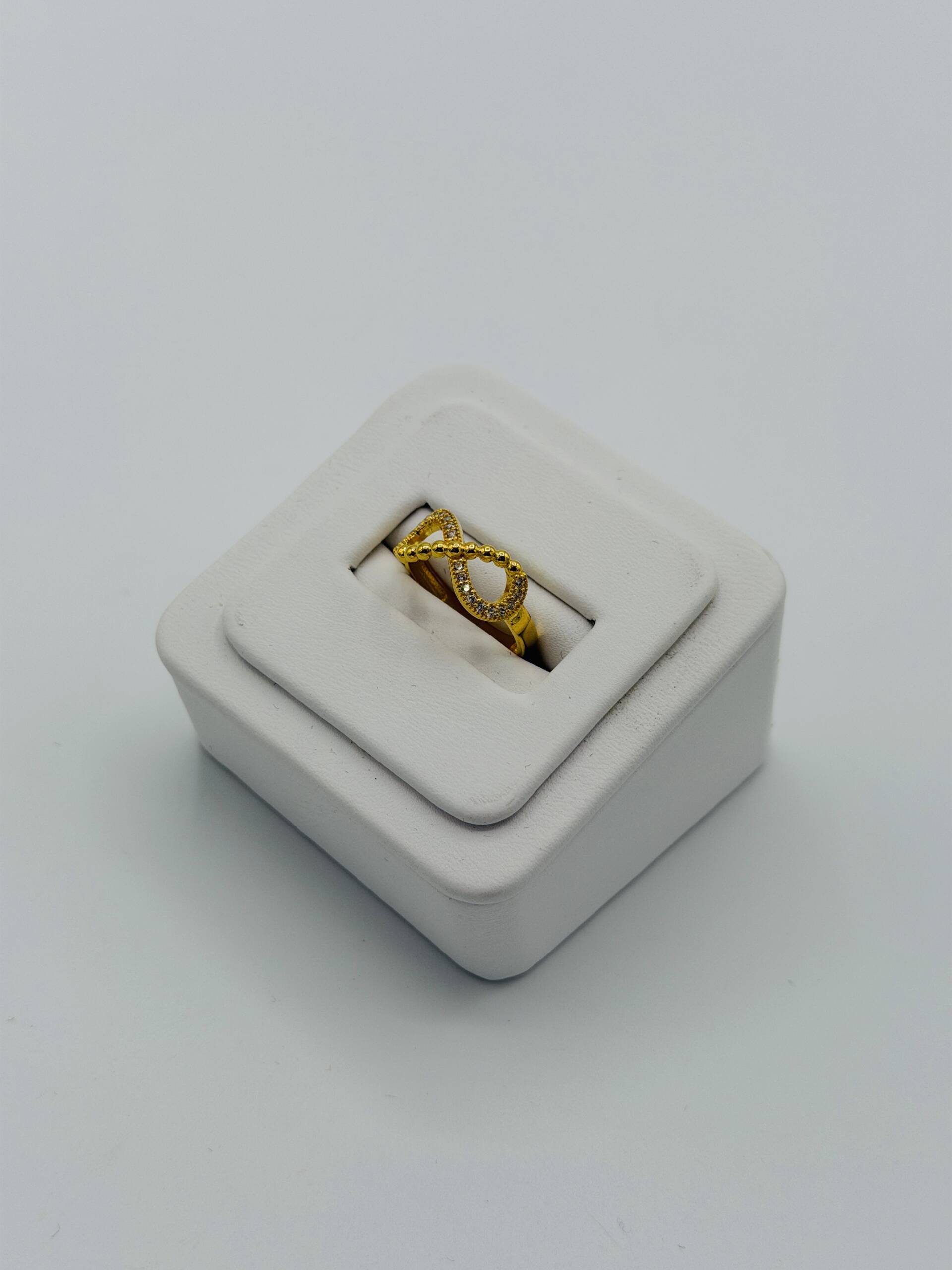 Ladies Ring