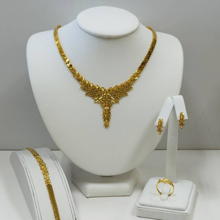 Necklace Set