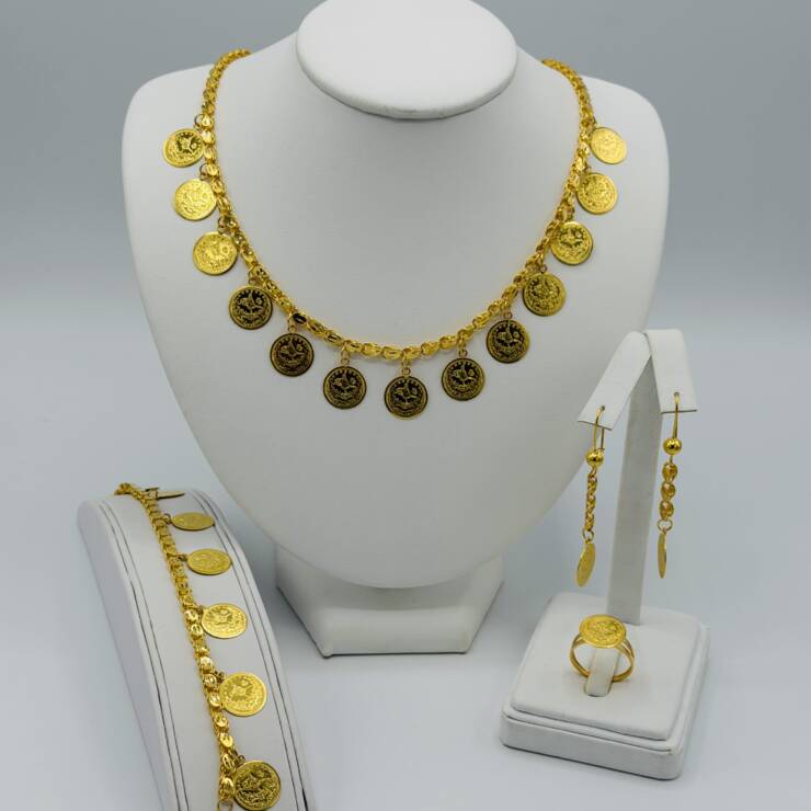 Necklace Set