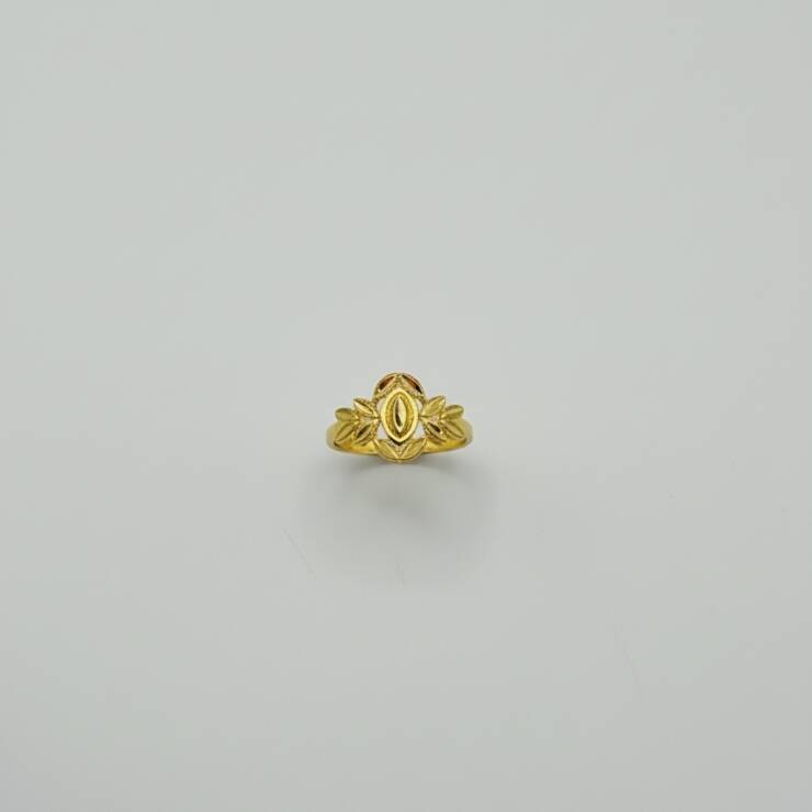 Ladies Ring