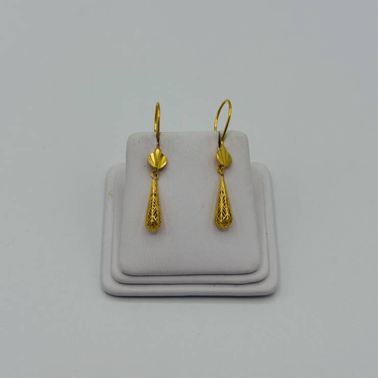 Dangle Earring