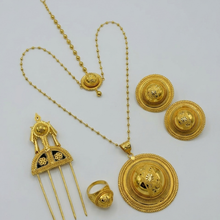 Necklace Set