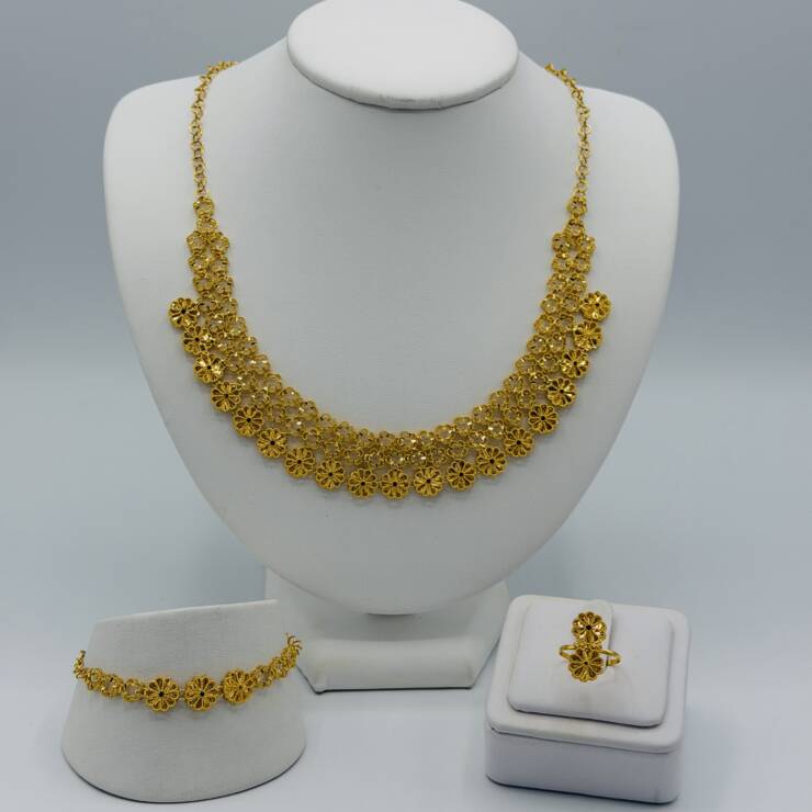 Necklace set