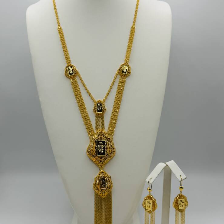 Necklace Set