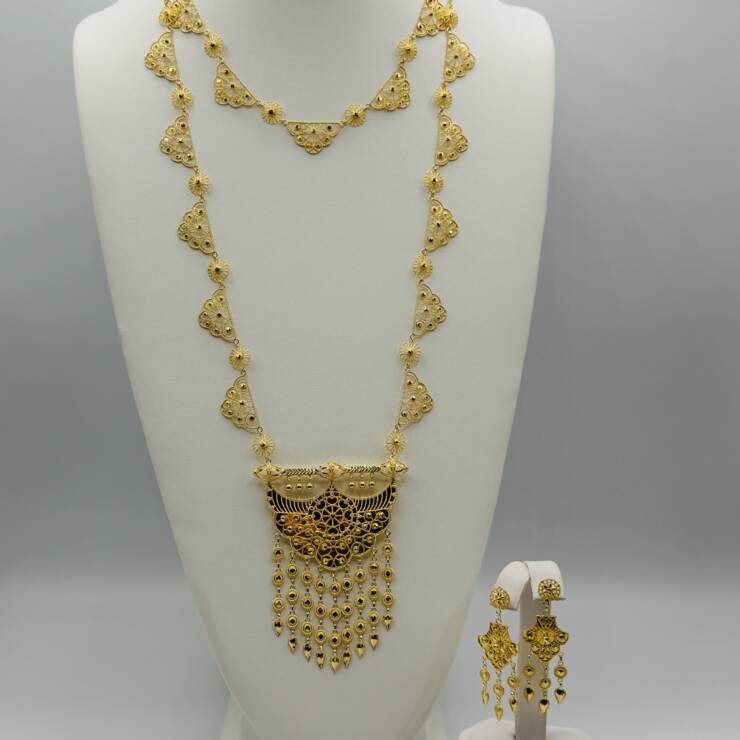 Necklace Set
