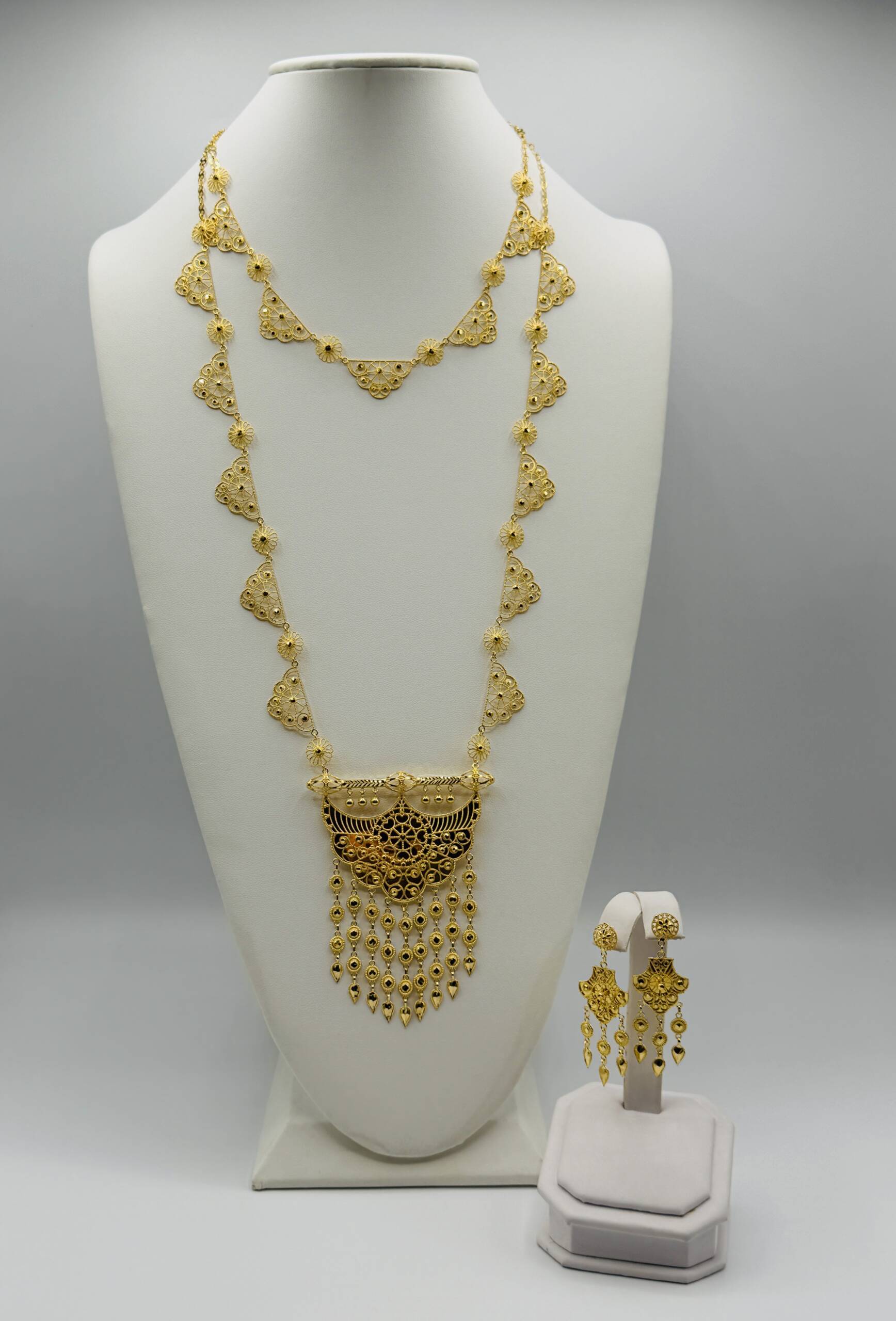 Necklace Set