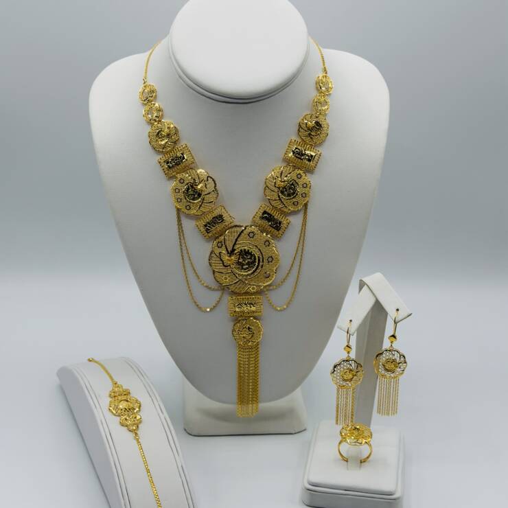 Necklace Set