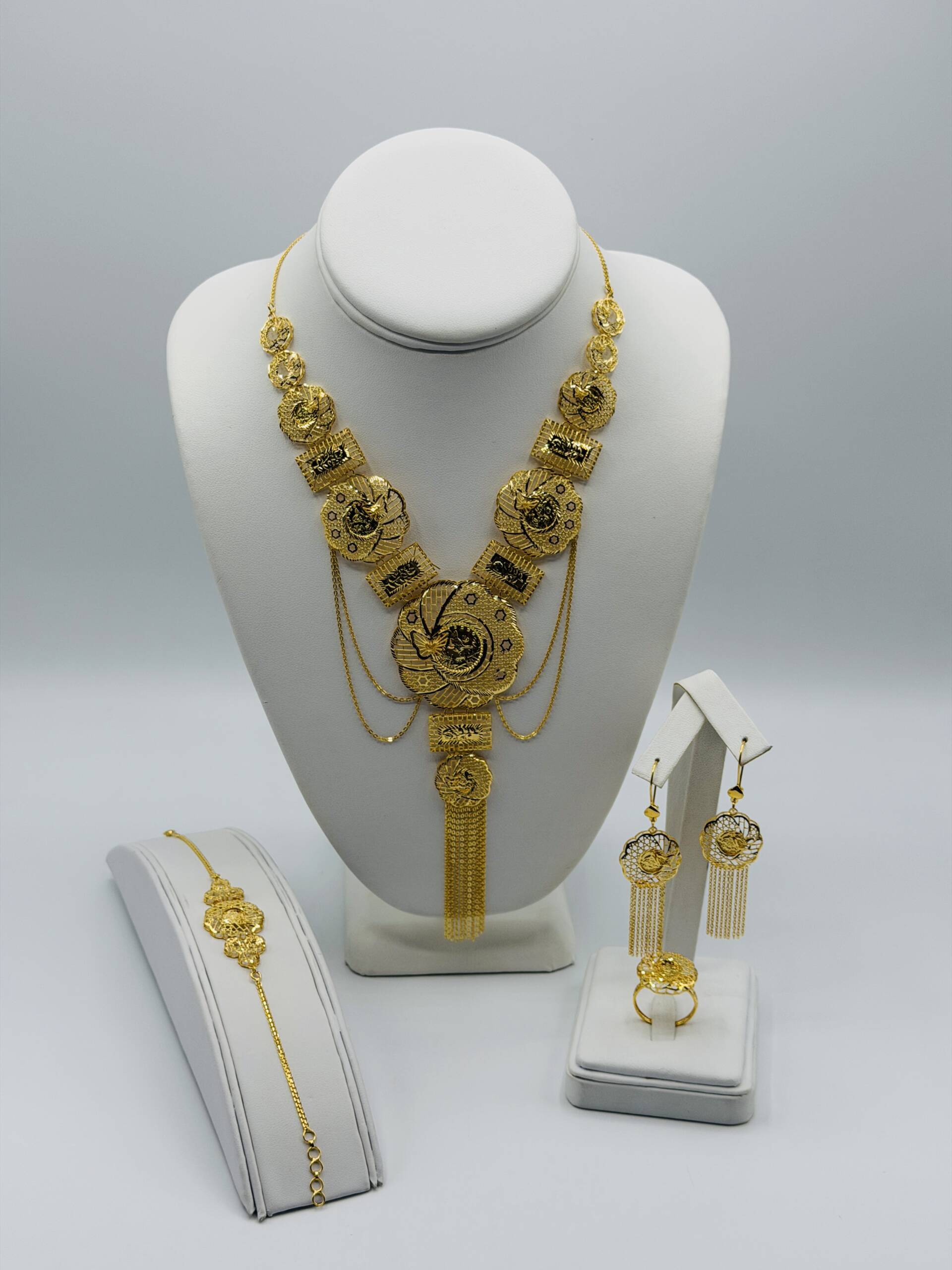 Necklace Set