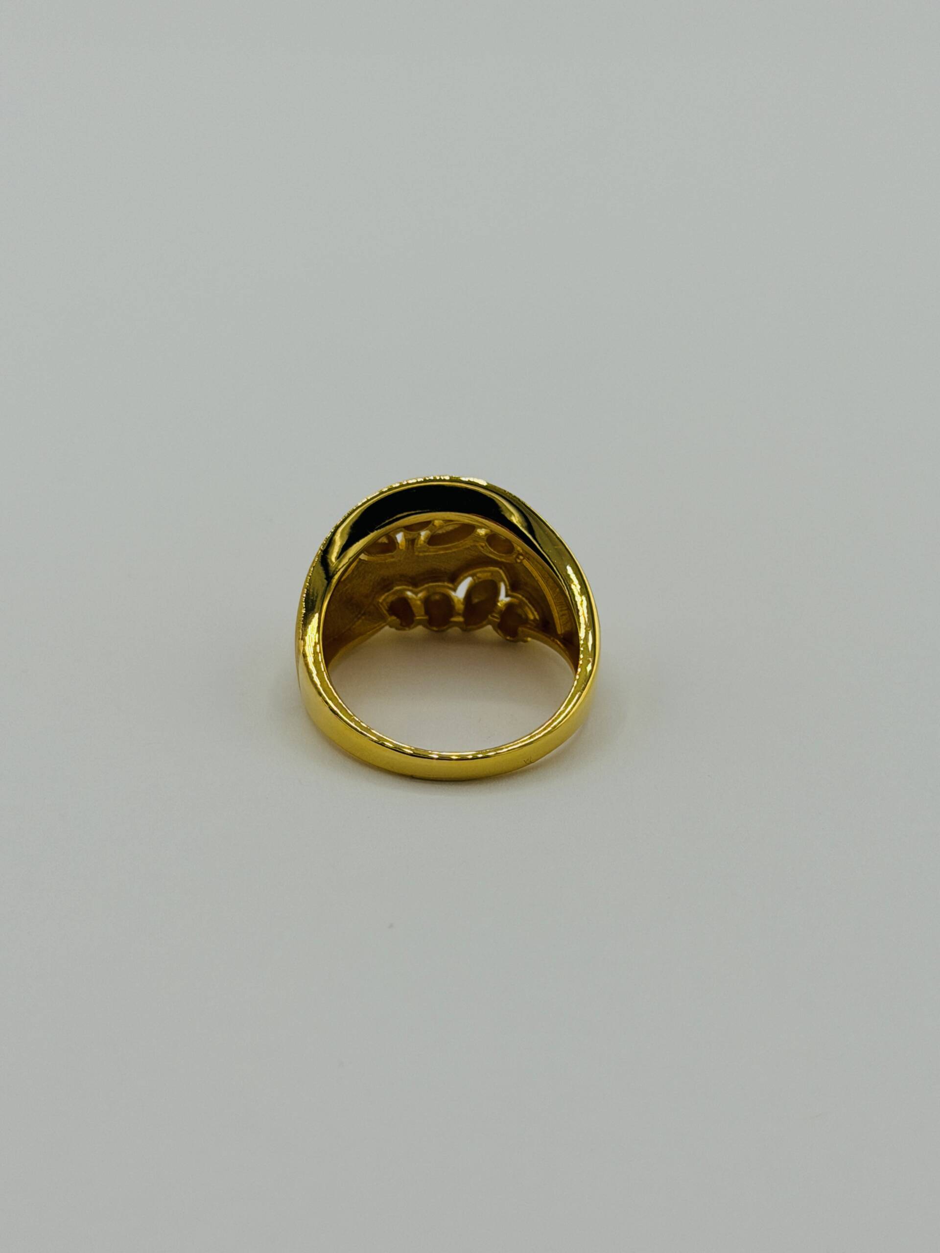 Ladies Ring