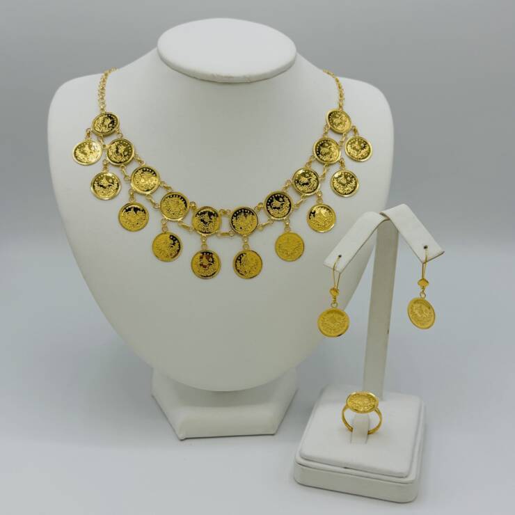 Necklace Set