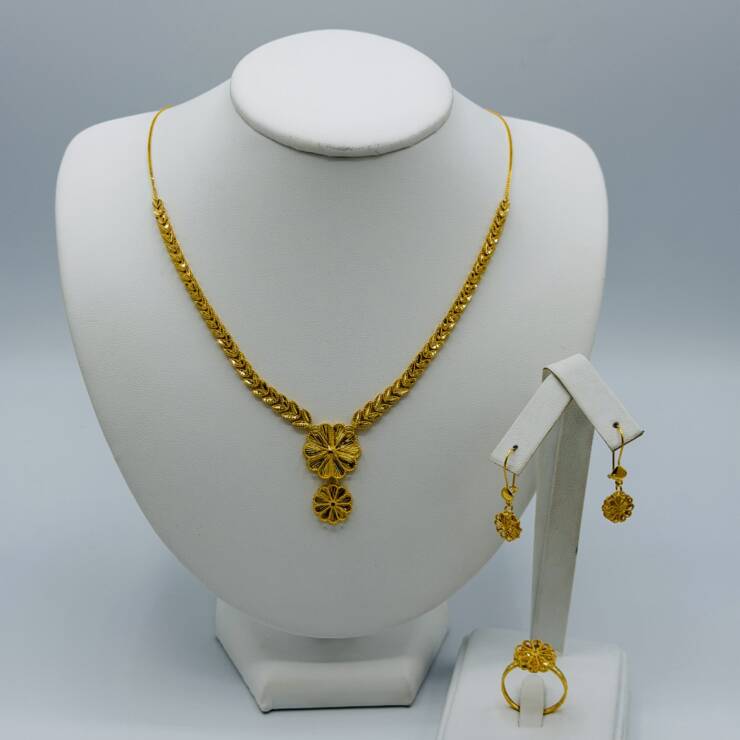 Necklace Set