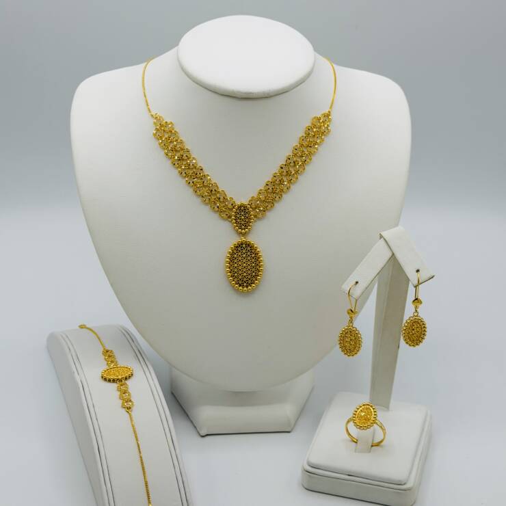 Necklace Set
