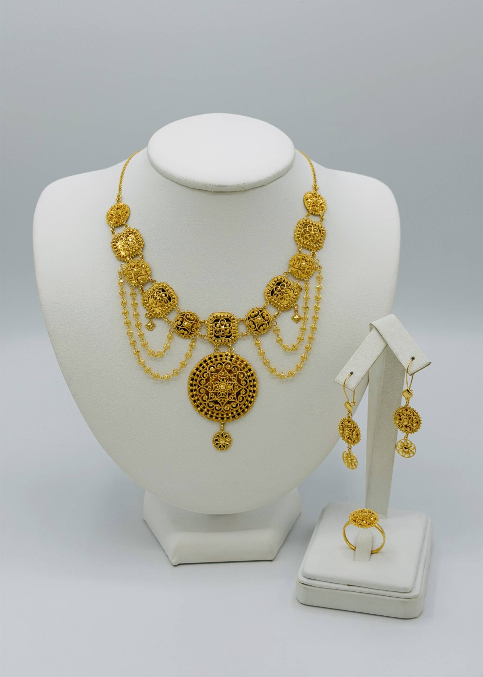 Necklace Set