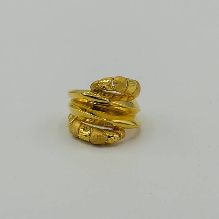 Ladies Ring