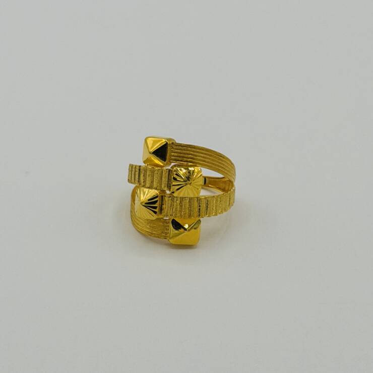Ladies Ring