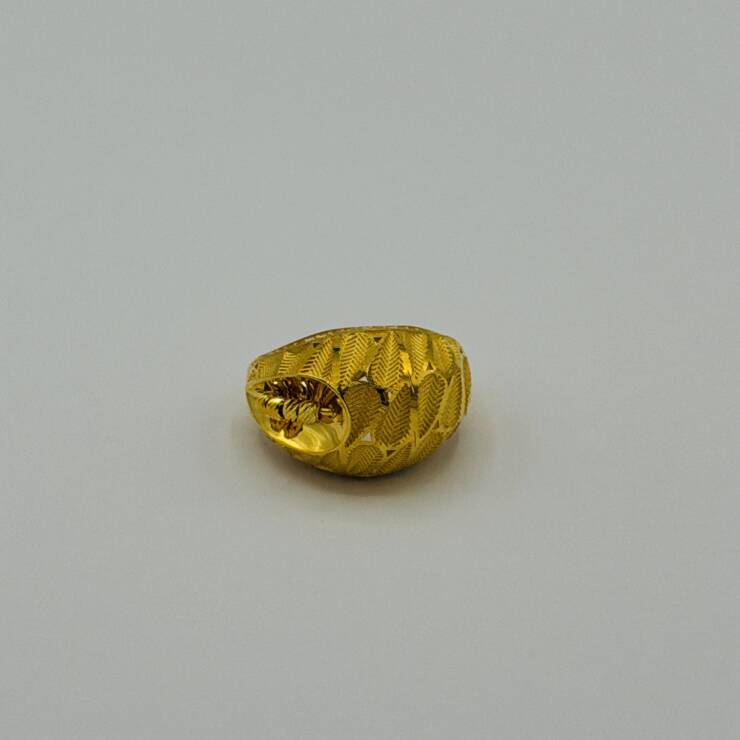 Ladies Ring