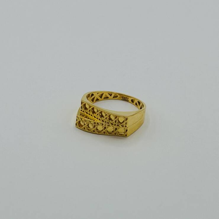 Ladies Ring