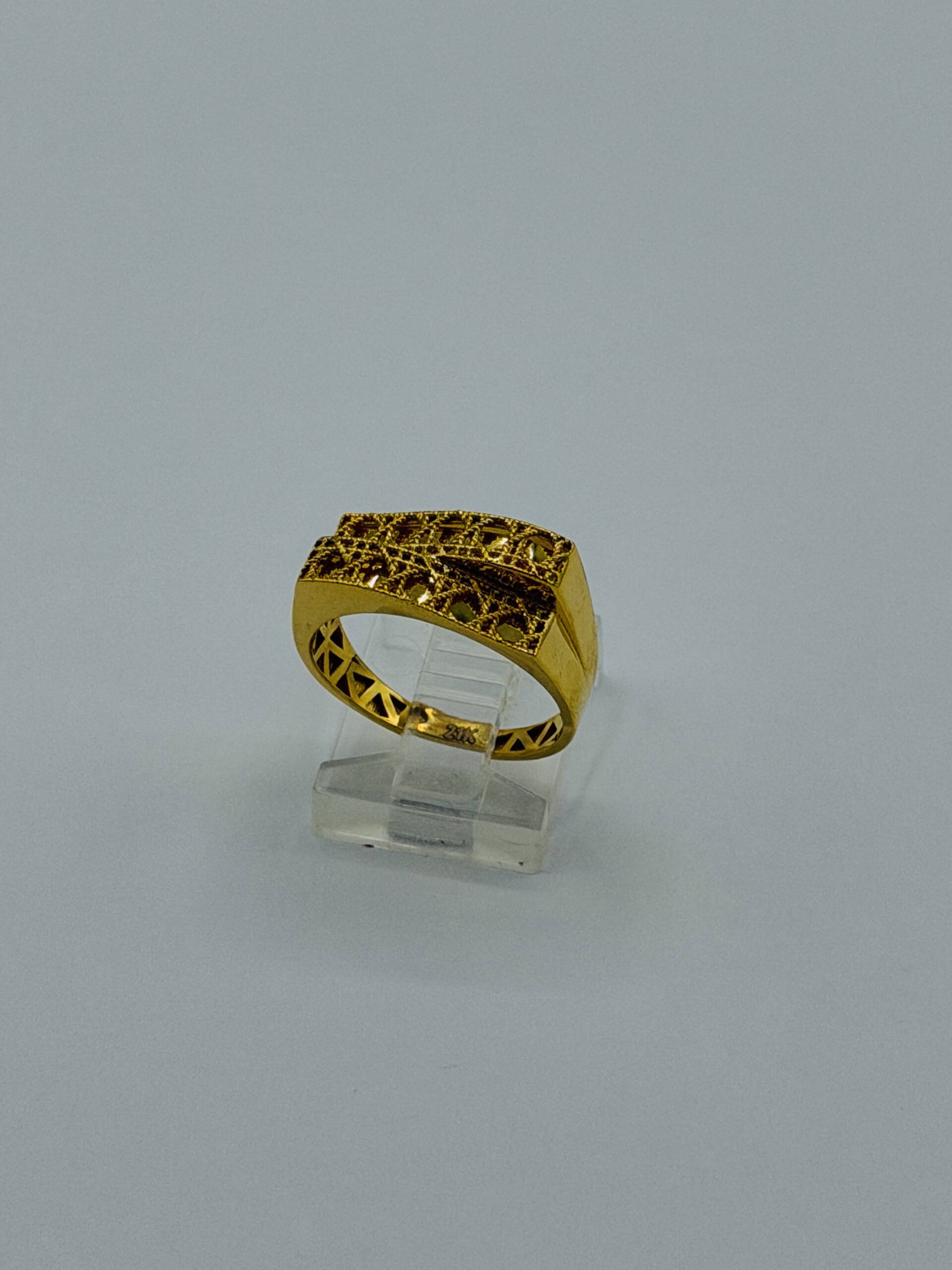 Ladies Ring