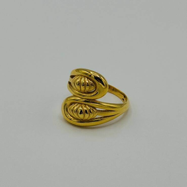 Ladies Ring