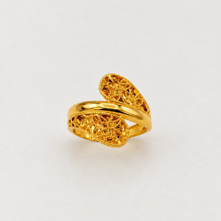 Ladies Ring