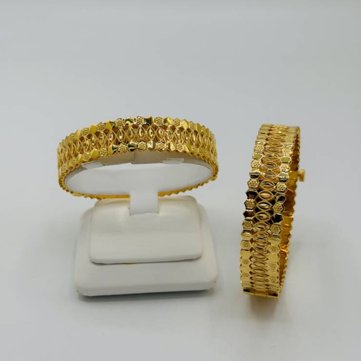 Hinged  Bracelet