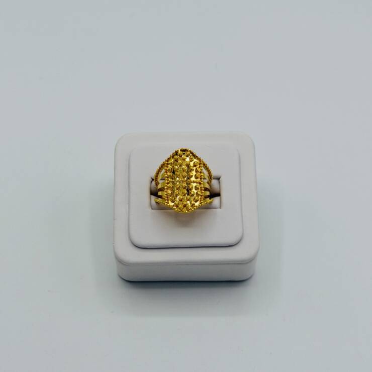 Ladies Ring