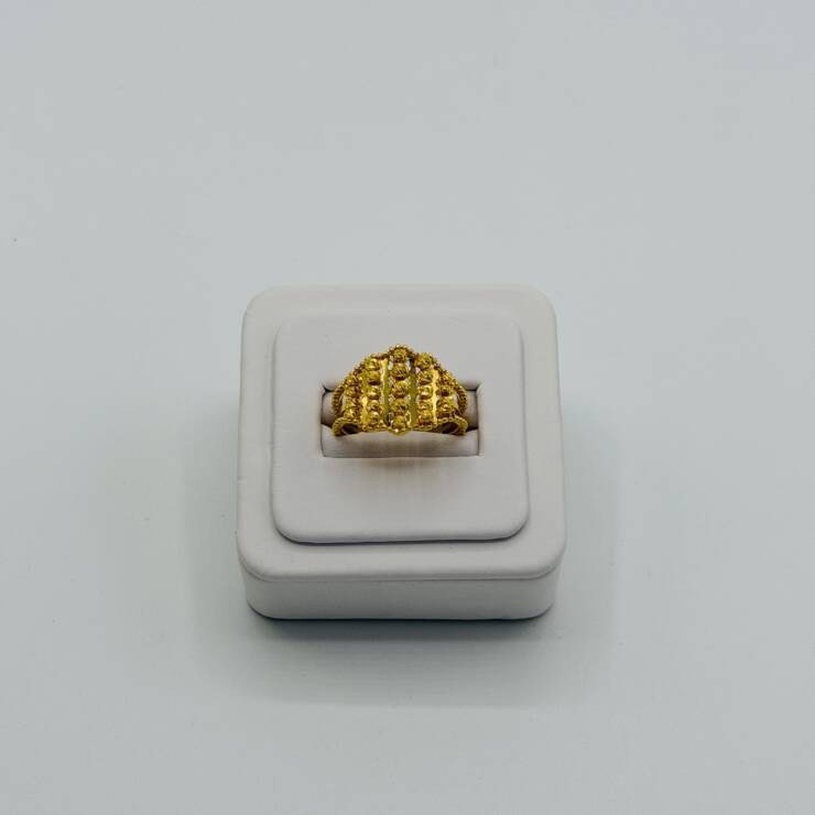 Ladies Ring